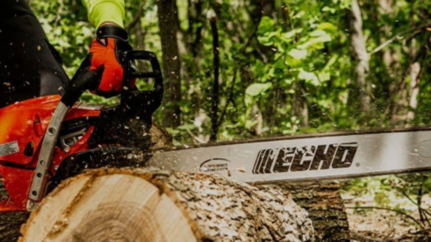 Revolutionize Your Yard Work with Handheld Equipment