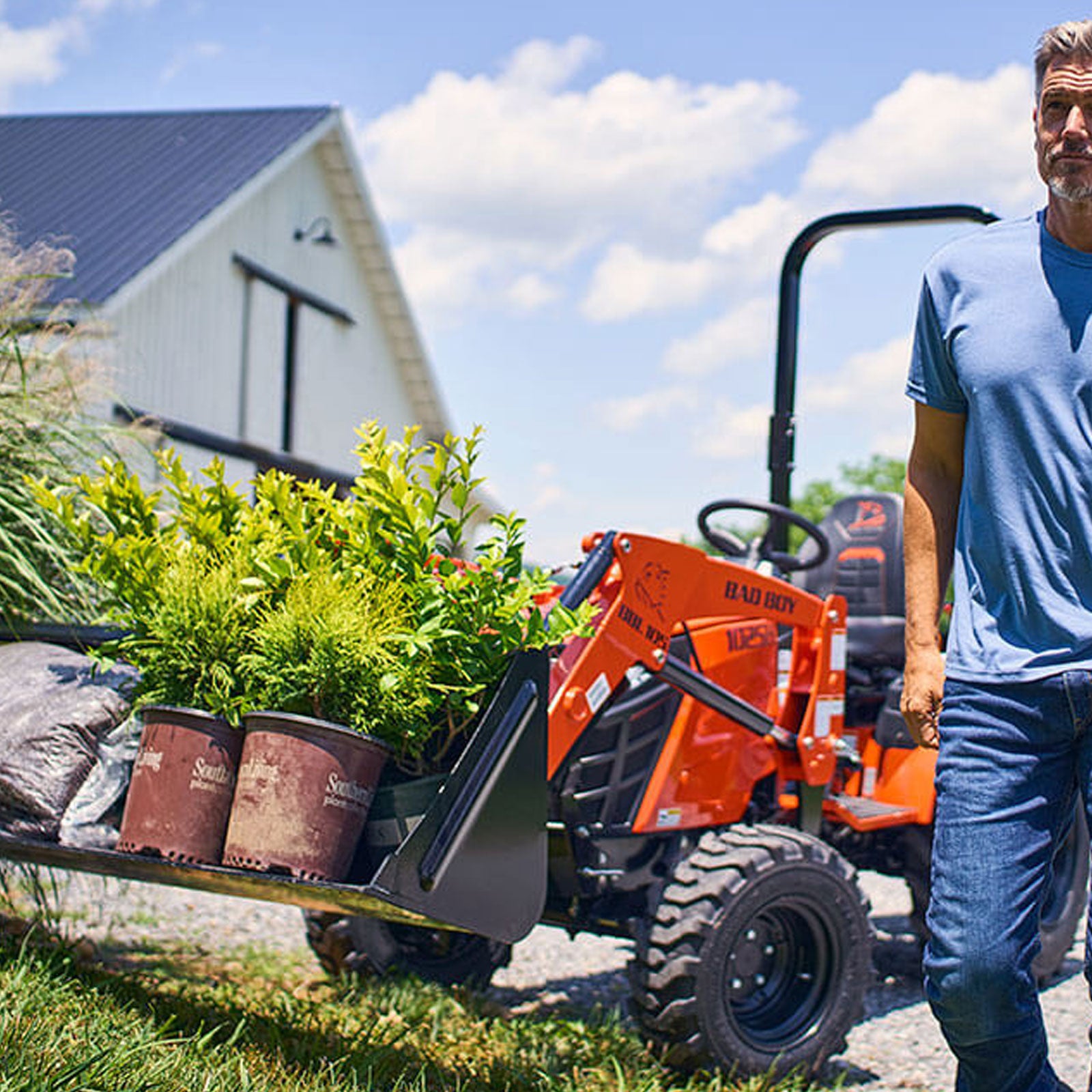 Bad Boy 1025H Hydro Max Sub-Compact Tractor